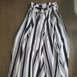 Black and White New York and Company Skirt NWT